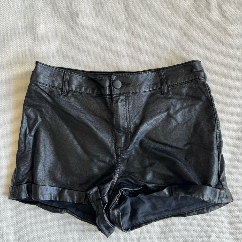 h&m black faux leather shorts.